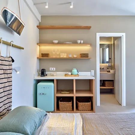 Tiah Parikia (Paros)